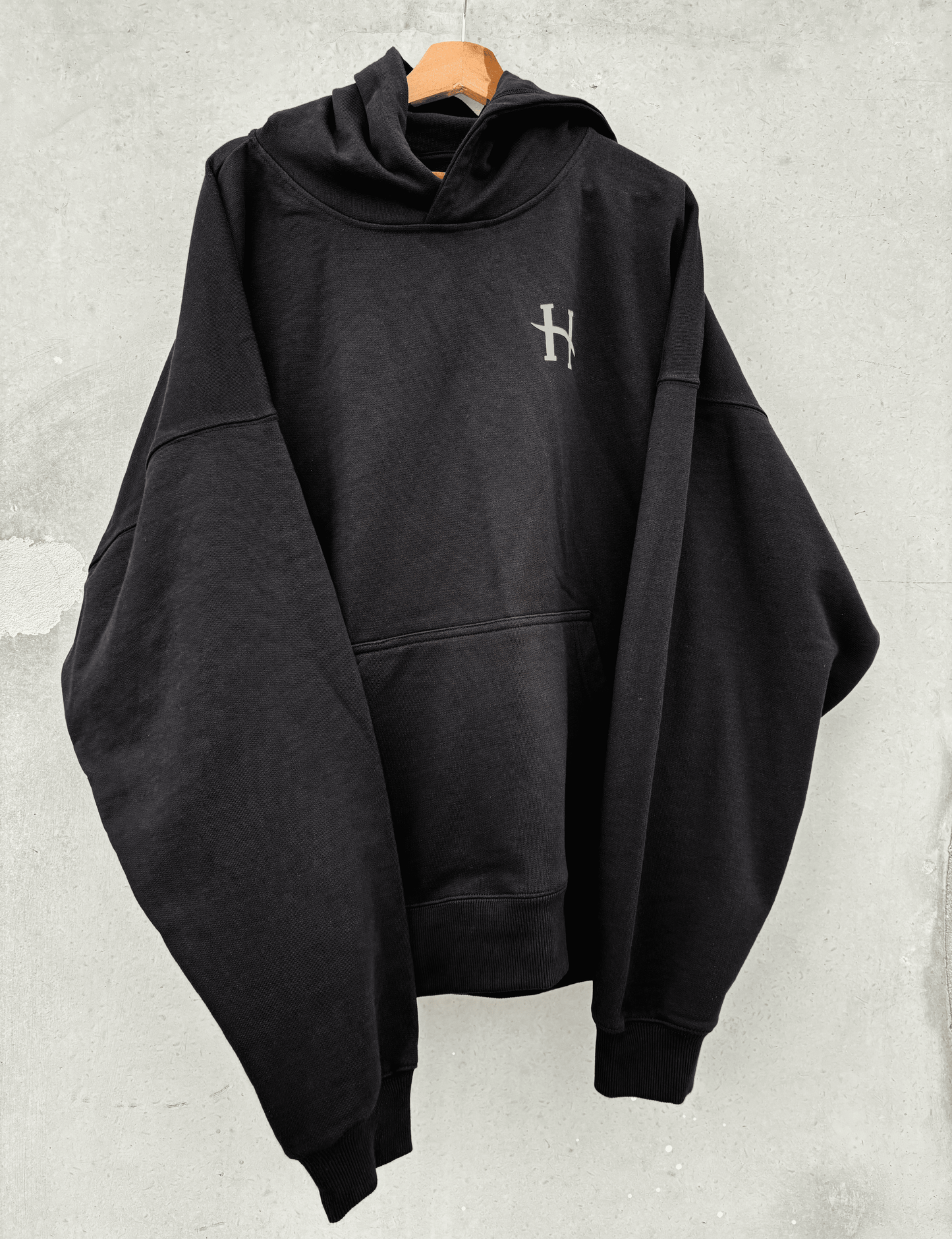 Hoodie Main Quest